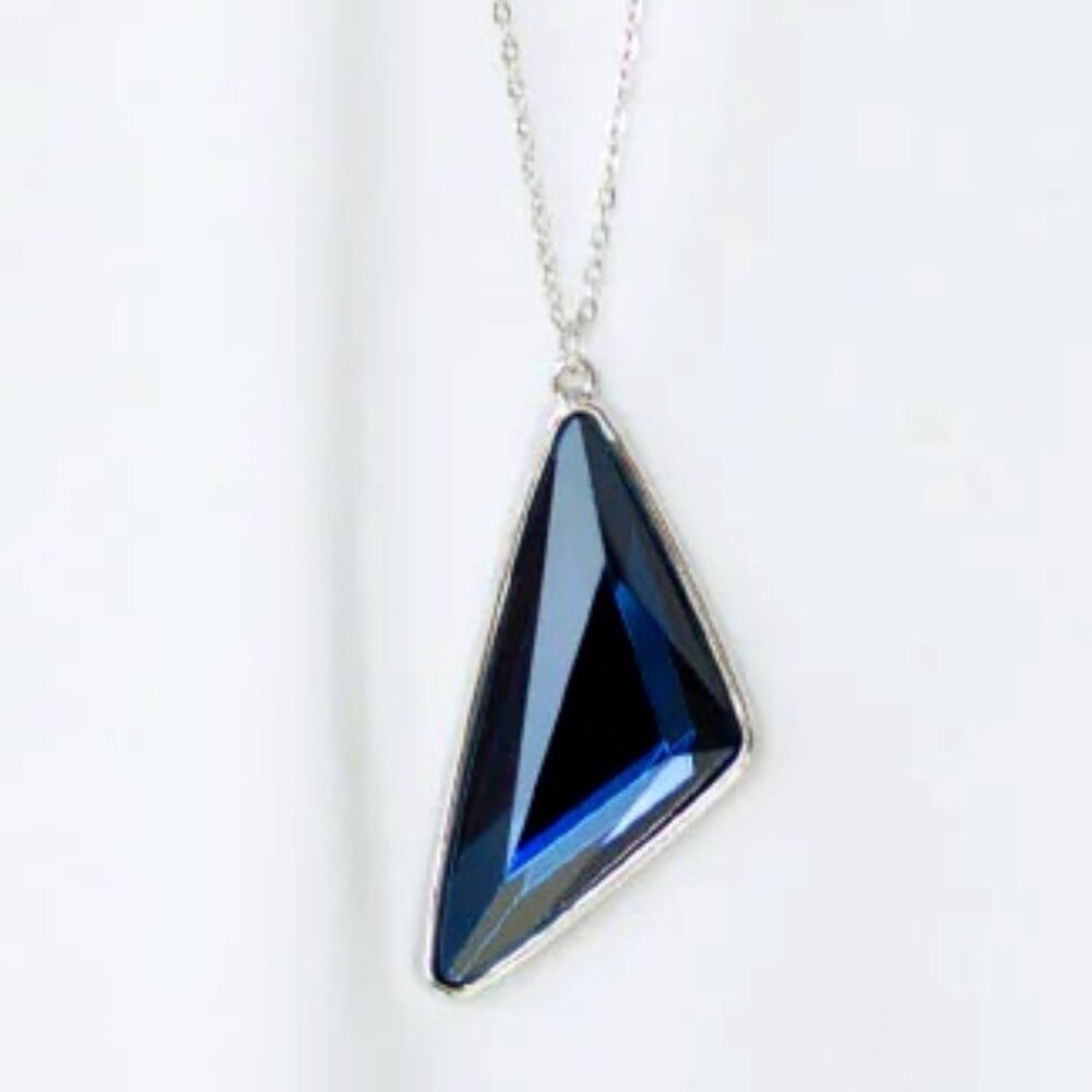 Edgy Glam Blue Gem Necklace